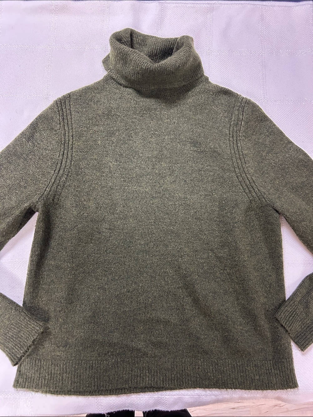 a new day Olive Turtleneck Sweater - Men's Knit Pullover